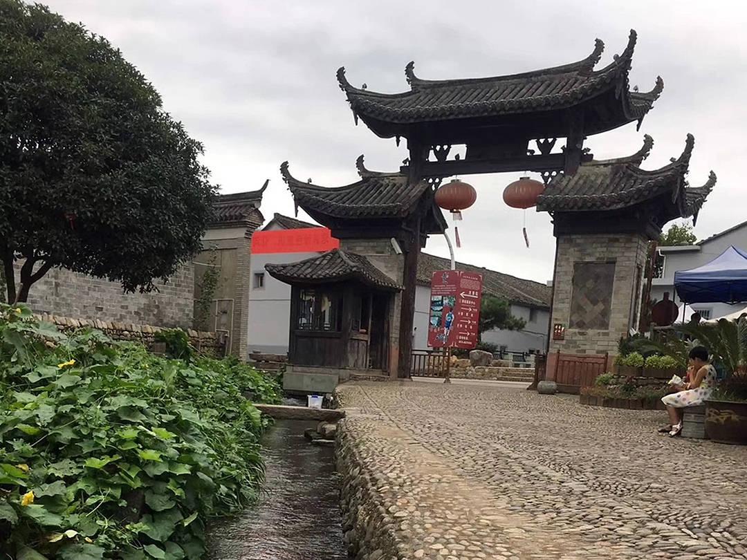 伊兰特的胎压set键是哪个？游戏画面